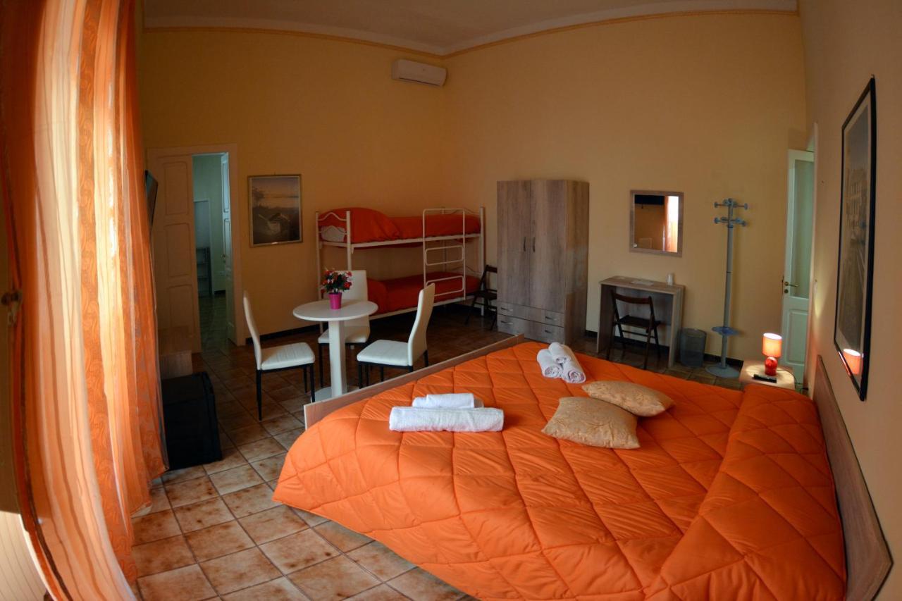La Torre Bed and Breakfast Leverano Eksteriør billede